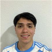 Bueno yo estoy estudiando psicología y tengo experiencia en ser ayudante de clase, pues, he estado un añito apoyando alumnos.